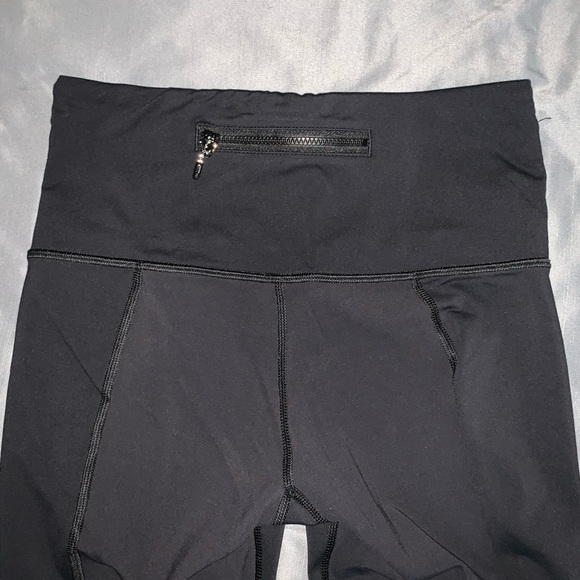 Lululemon running crops - Picture 7 of 8